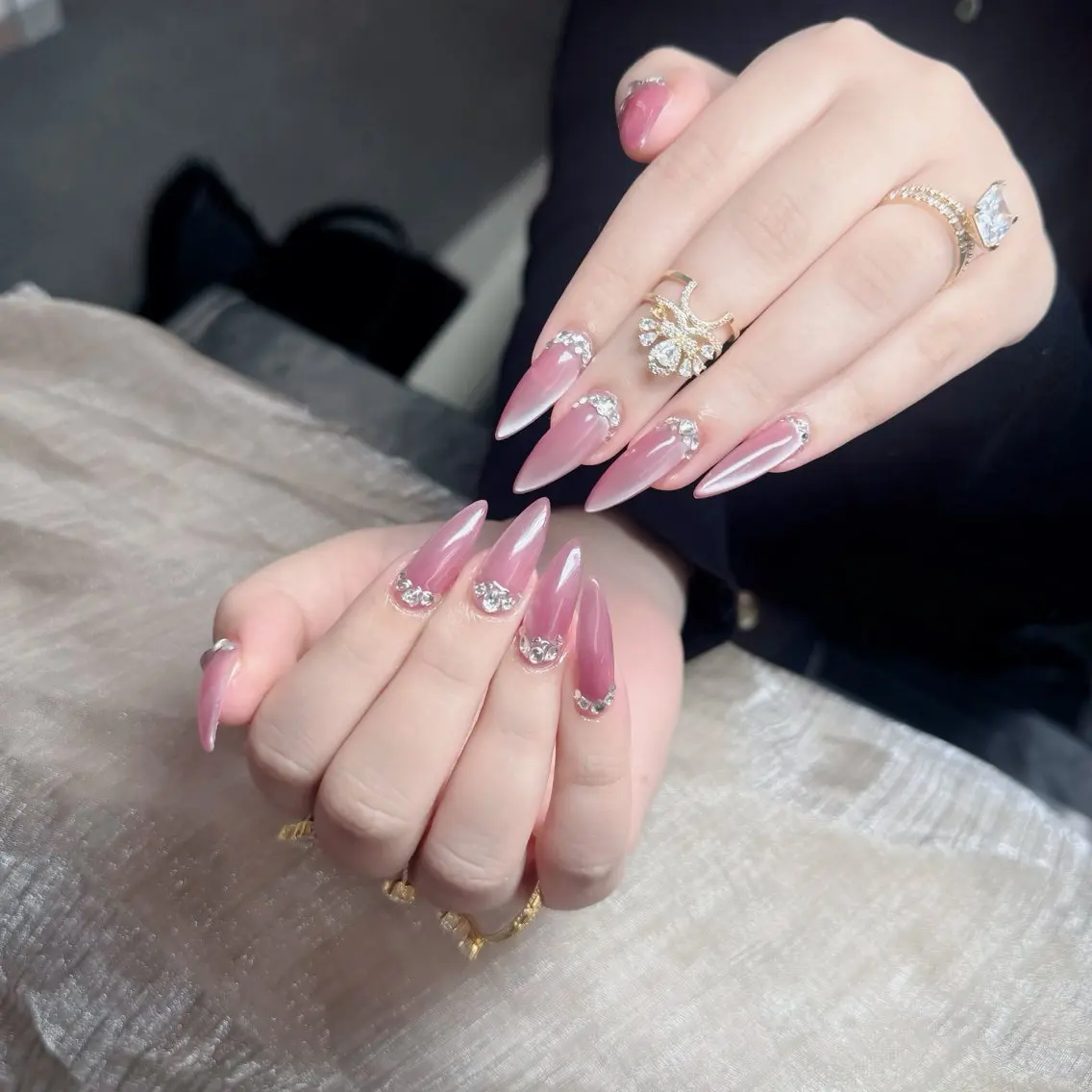 ネイル ジェルネイル 韓国ネイル マグネットネイル ネイルチップ 冬ネイル Lenie Nail Salonのネイルデザイン