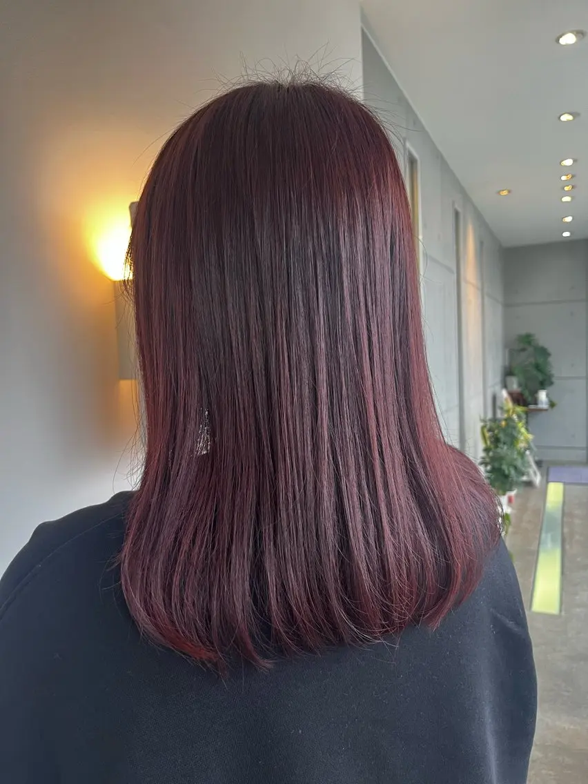 ミディアム ピンクブラウン おせ ちさとのヘアスタイル