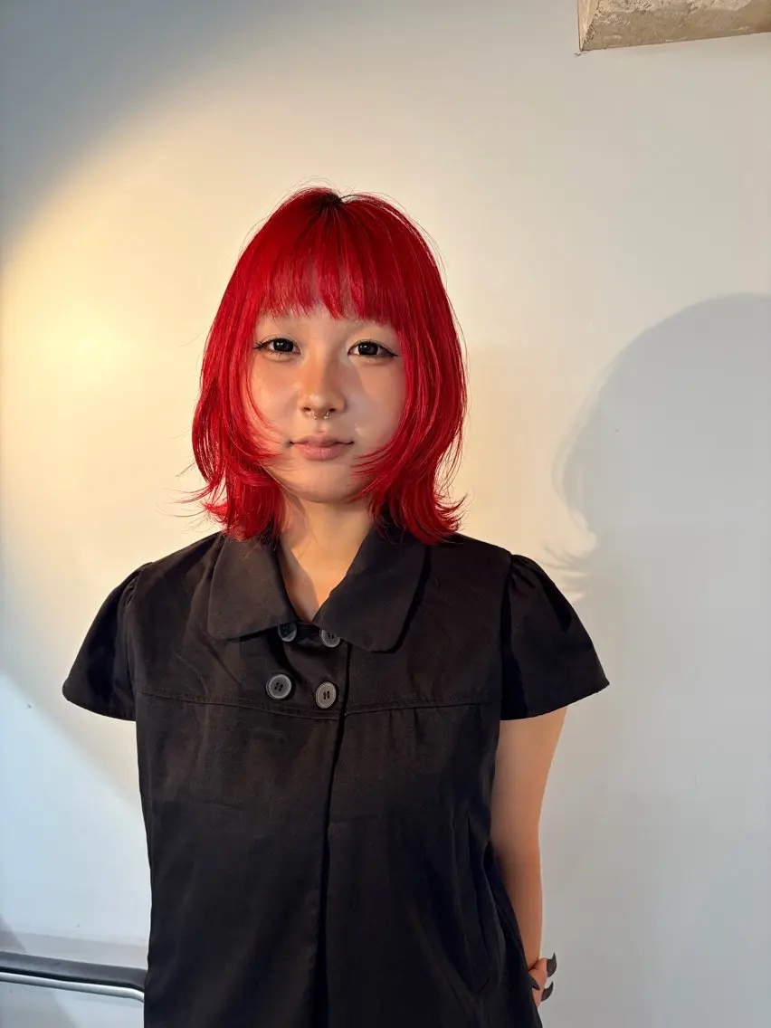 カラー ブリーチ ブロンド ヘアカラー 浅井 花音のヘアスタイル