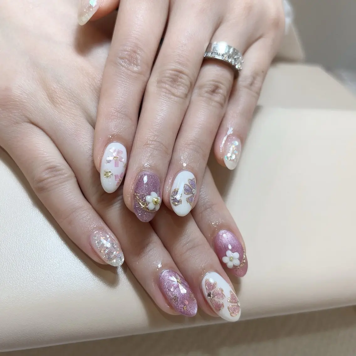 ネイル MoonNail ユリ🌸のネイルデザイン