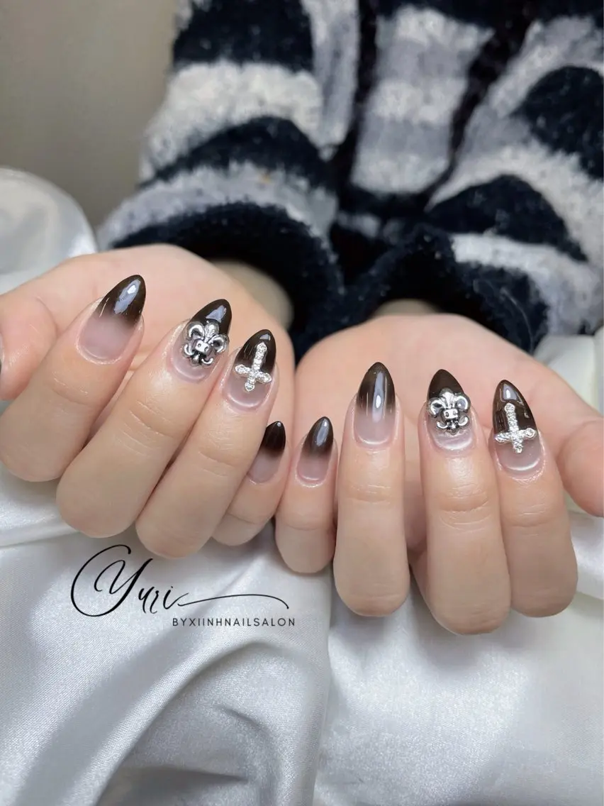 ネイル チークネイル 桜ネイル 長さ出し フットネイル ジェルネイル ハンドネイル YURI NAILのネイルデザイン