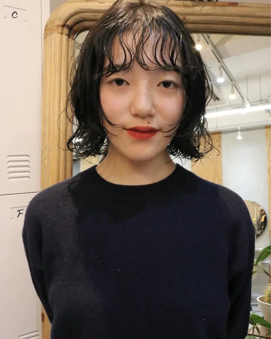ミディアム パーマ カット パーマ トリートメント 松村 澪里のヘアスタイル