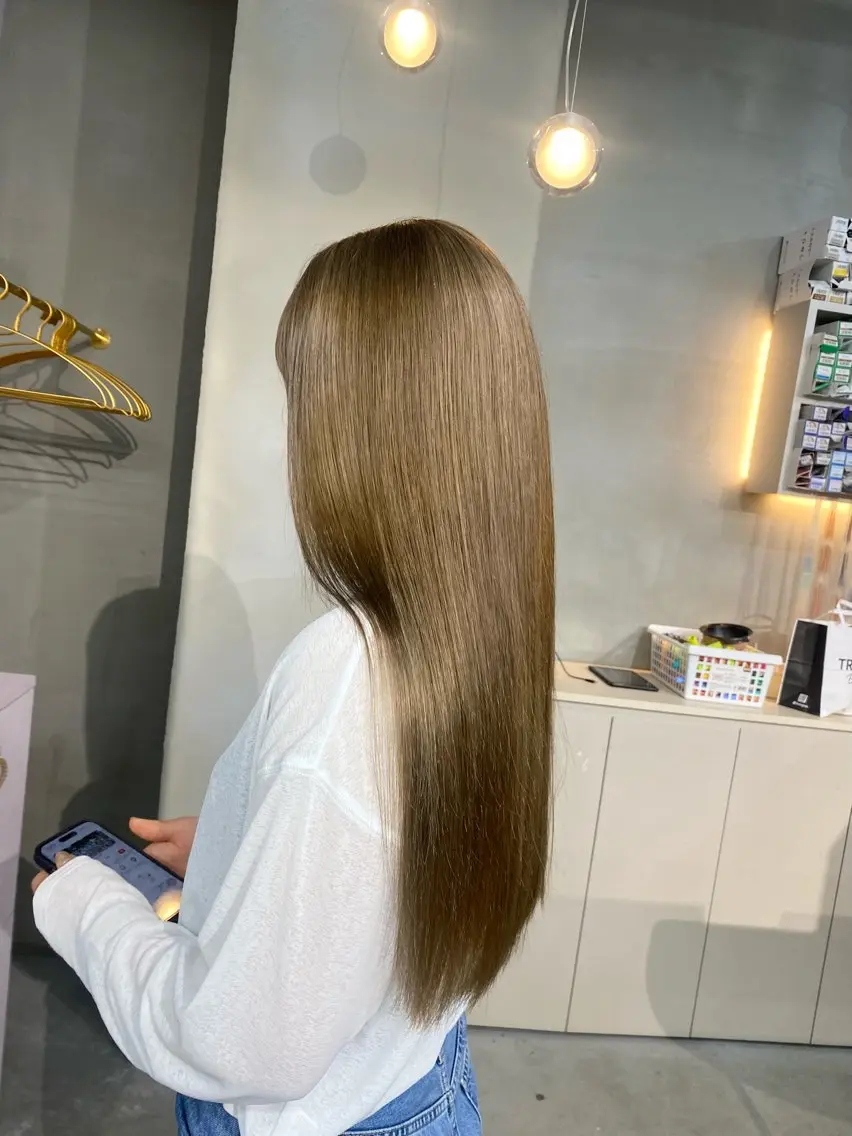 ロング カラー ヘアカラー 前橋 姫奈のヘアスタイル