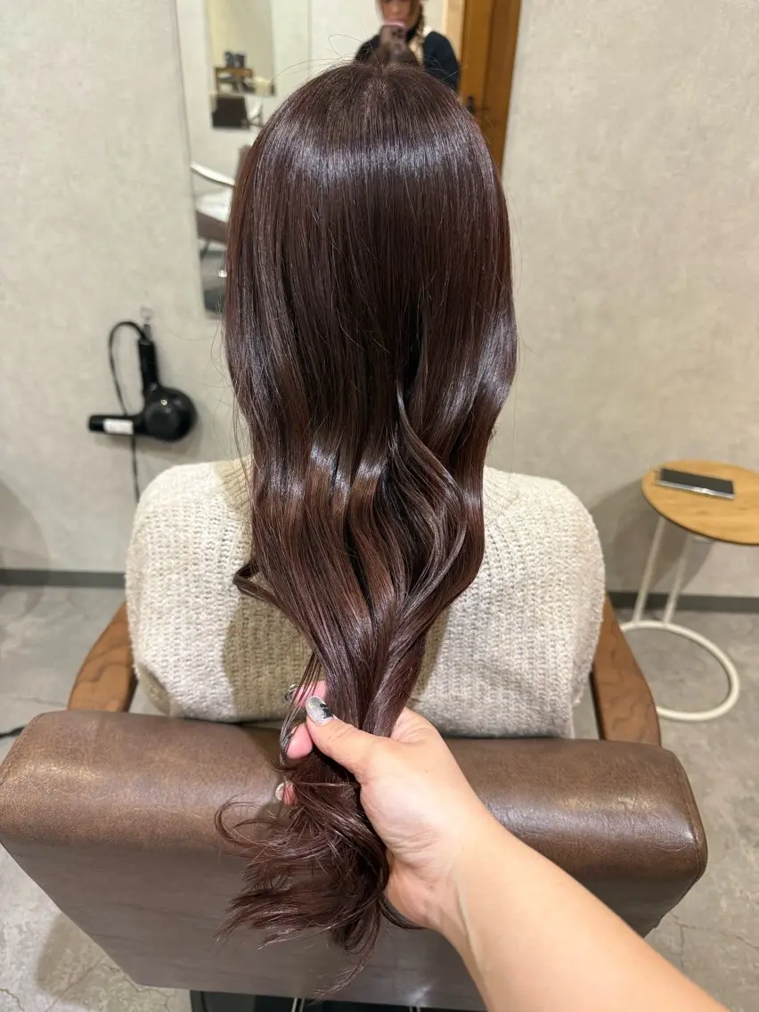 ロング カット ヘアカラー Bish Yanaのヘアスタイル