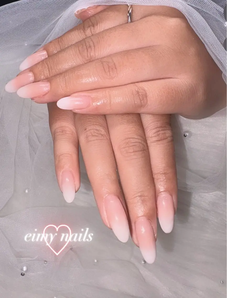ネイル グラデーション ラメ(グリッター) ピンク ハンドネイル eimy nails♡のネイルデザイン