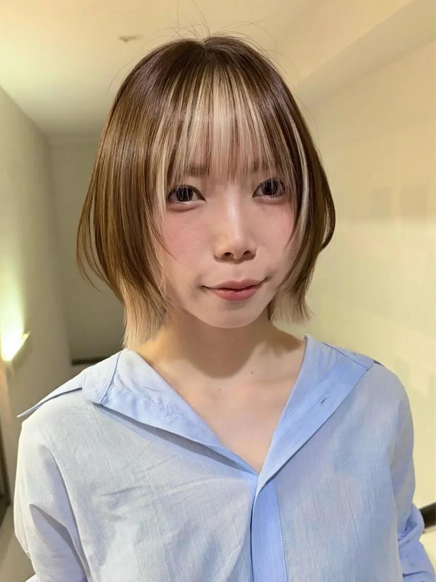 ショート カラー ヘアカラー トリートメント ハッシュカット&艶々 ハイトーン/ミワのヘアスタイル