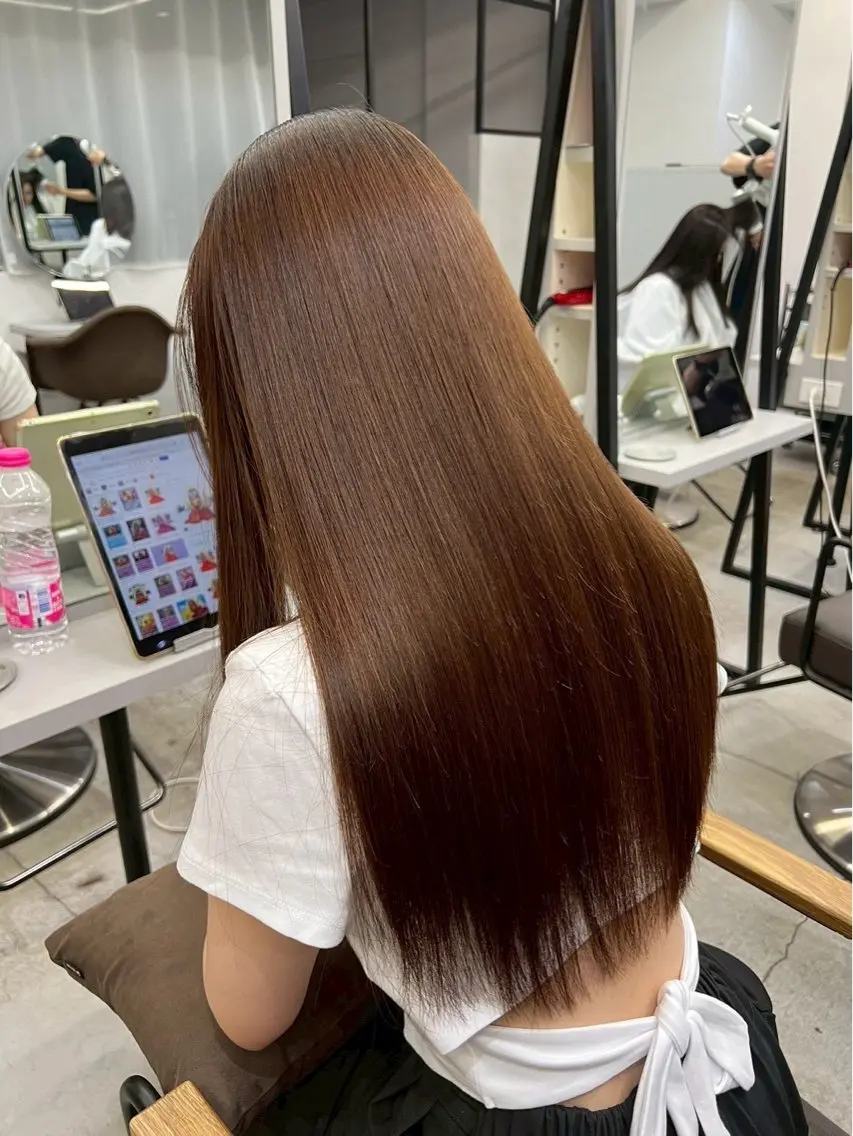 ロング パーマ 髪質改善 レイヤーカット 縮毛矯正 トリートメント 酸性ストレート 縮毛矯正 🍒モテ暖色カラー × うる艶✧ ゆなのヘアスタイル