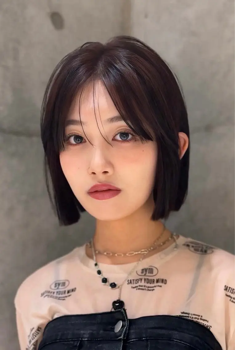 ミディアム カット 縮毛矯正 トリートメント けいし🐬ボブ 美髪縮毛矯正のヘアスタイル