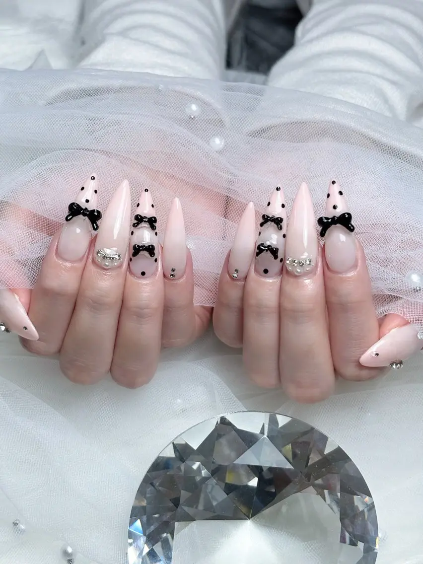 ネイル フレンチネイル ジェルネイル 韓国ネイル マグネットネイル ニュアンスネイル ハンドネイル Sully Nail Labのネイルデザイン