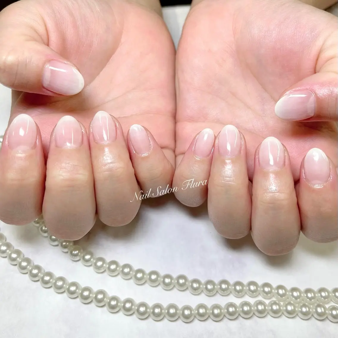 ネイル グラデーション NailSalon Fluraのネイルデザイン