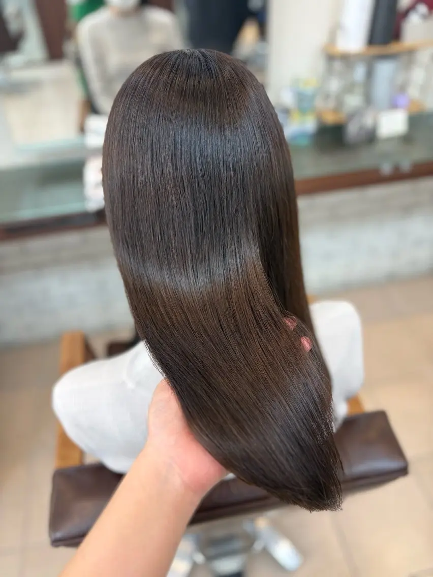 セミロング カット ヘアカラー トリートメント 富澤あゆみ/髪質改善 /レイヤーカットのヘアスタイル