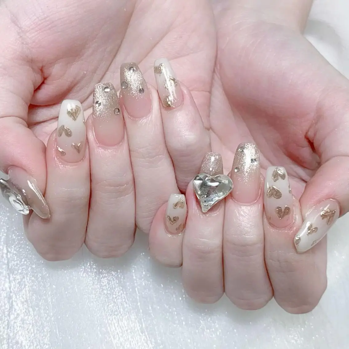ネイル ハンドネイル Nail salon 木にいるのネイルデザイン