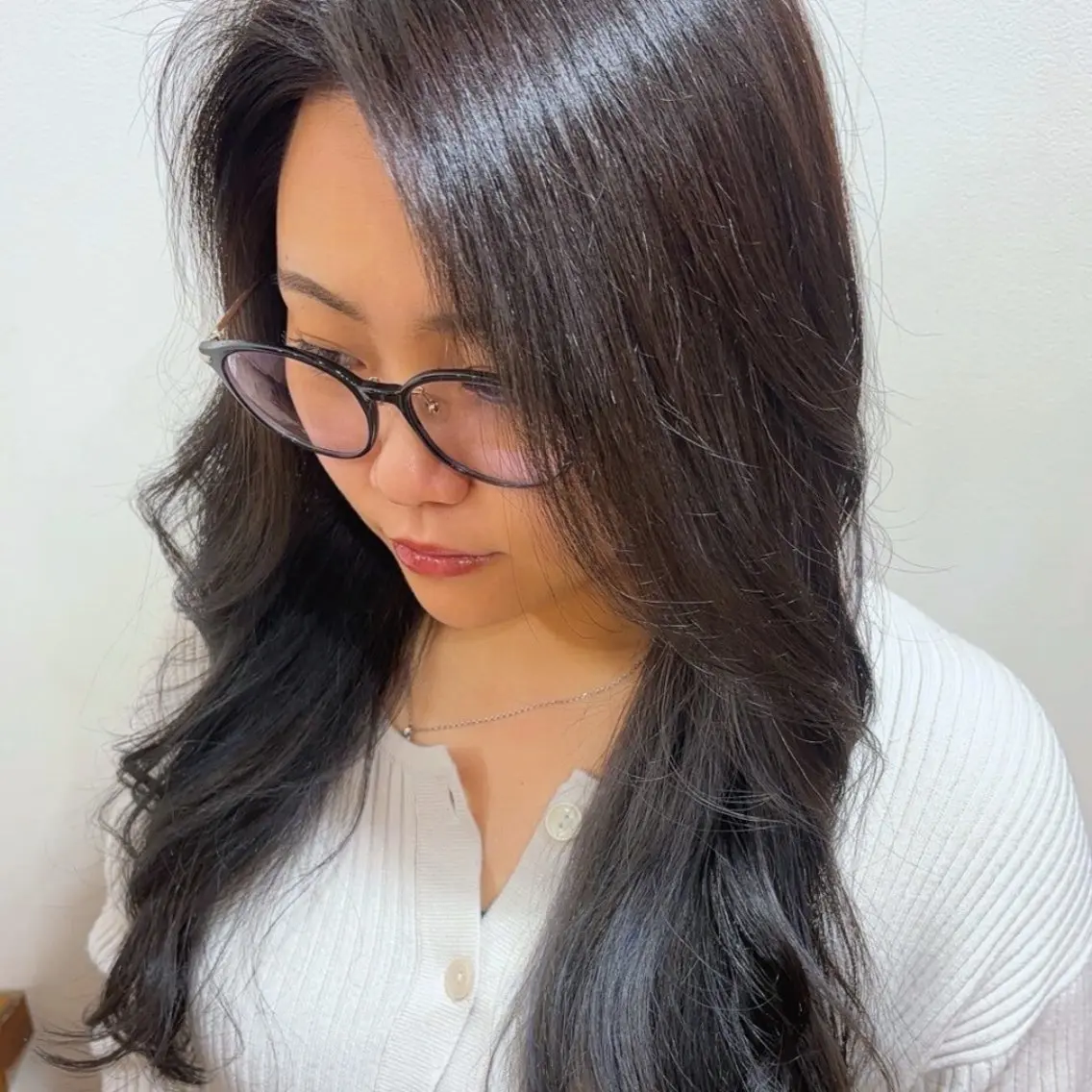 ロング カット ヘアカラー beat 磯谷のヘアスタイル