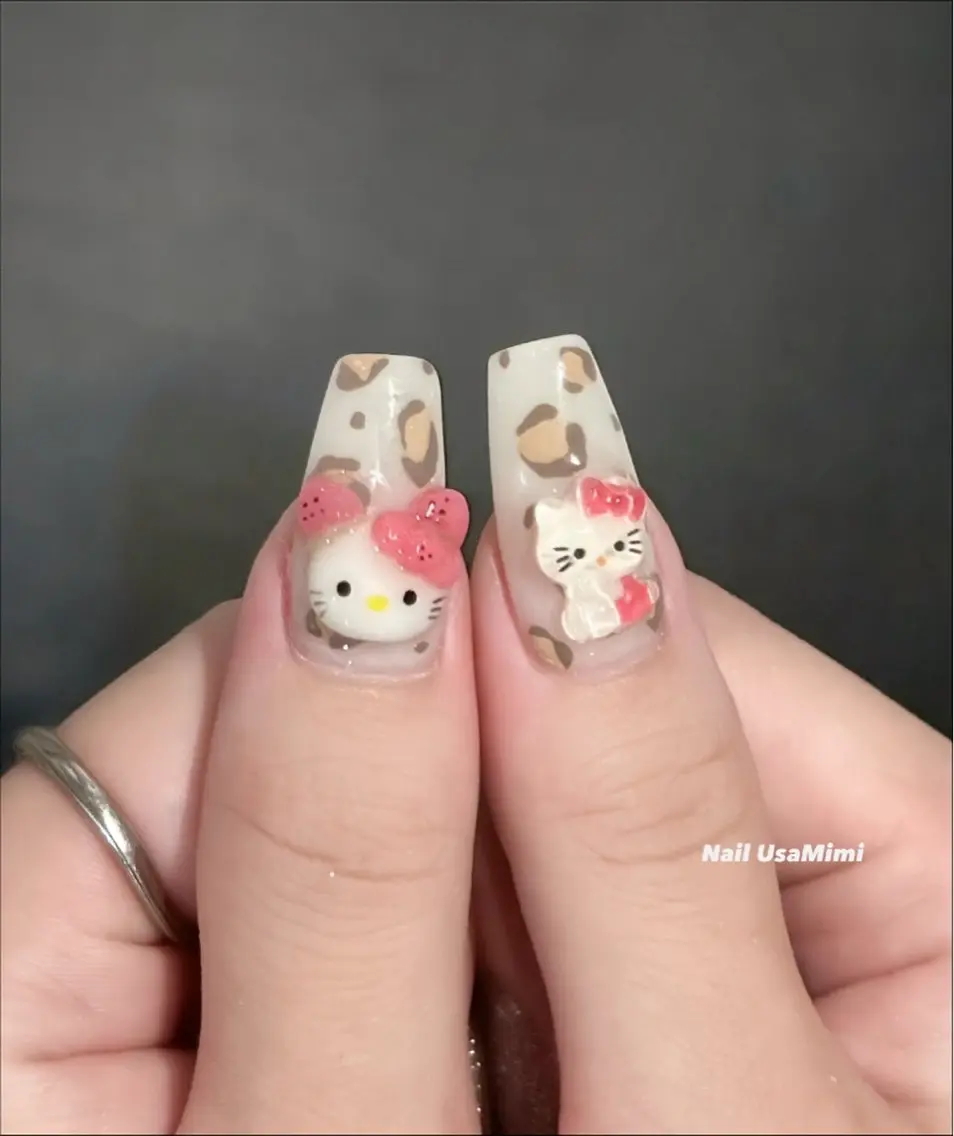 ネイル 持ち込み ハンドネイル 本町NailUsaM imi MOMOKAのネイルデザイン