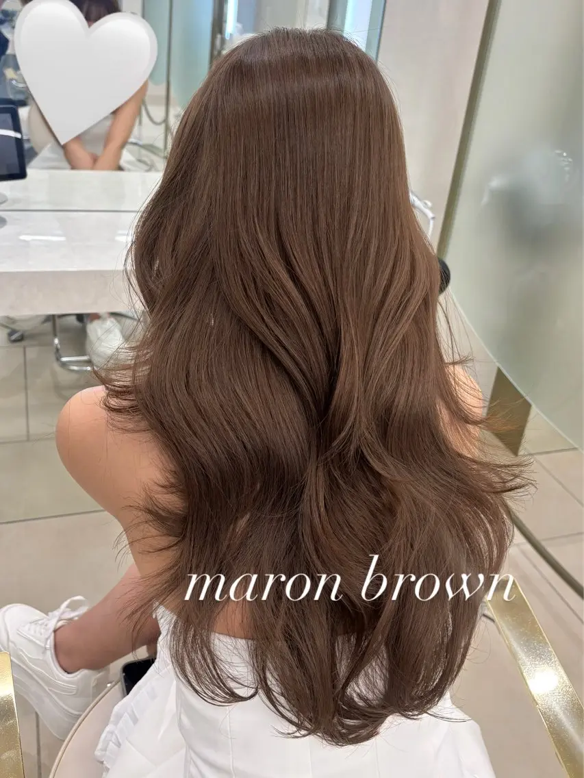 ロング カラー グレージュ ロング 《期間限定無料》 ミディアムカット✂️のヘアスタイル