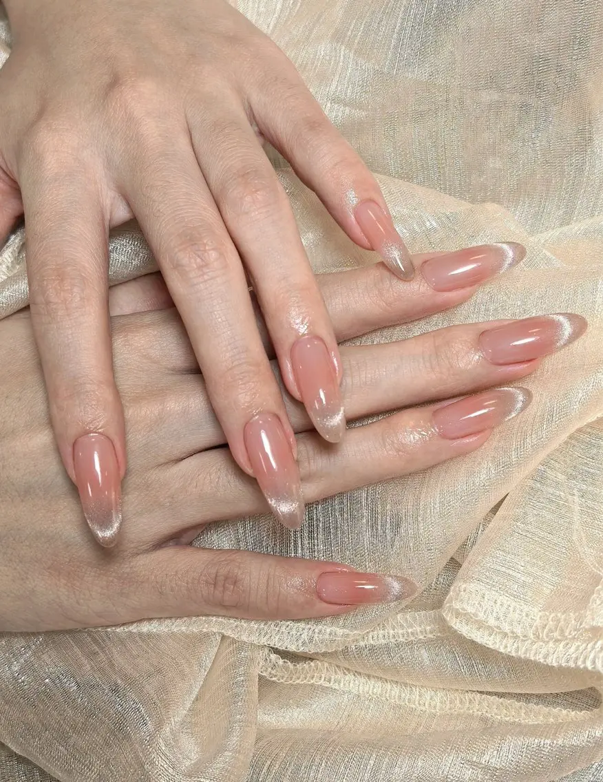 ネイル アートネイル オーロラネイル チークネイル フレンチネイル ガラスフレンチ ハンドネイル 🎀🎀YooLi Nail Salonのネイルデザイン