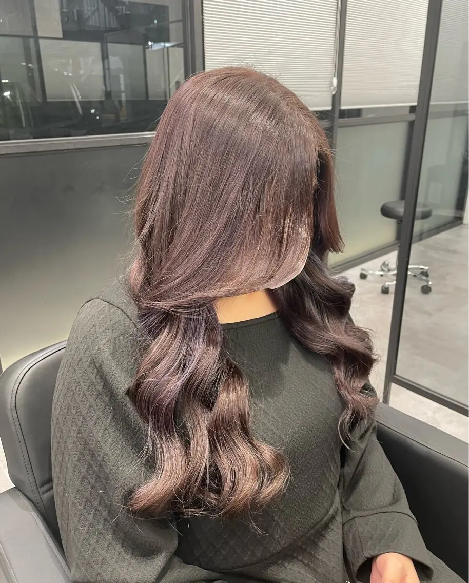 ロング カラー COCO .のヘアスタイル