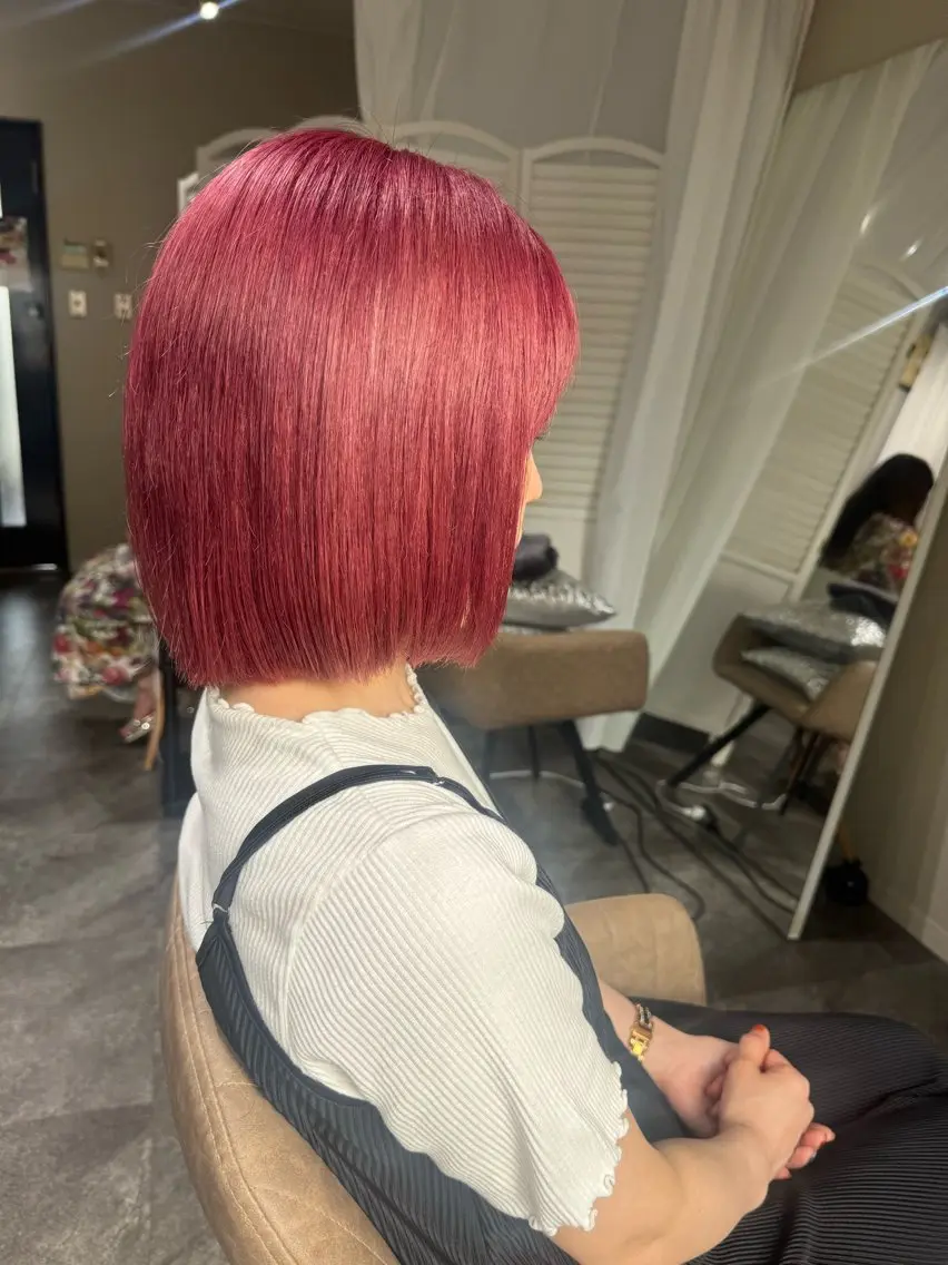 ミディアム カラー ブリーチ 透明感カラー ピンクカラー ボブ カット ヘアカラー トリートメント 19日空き◎髪質改善 misatoのヘアスタイル