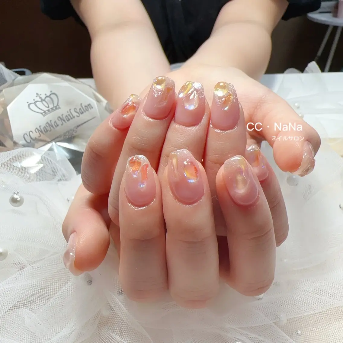 ネイル 氷ネイル・うるうるネイル ワンホンネイル ハンドネイル 💎CC・NaNa 韓国風ネイル🌙Cのネイルデザイン