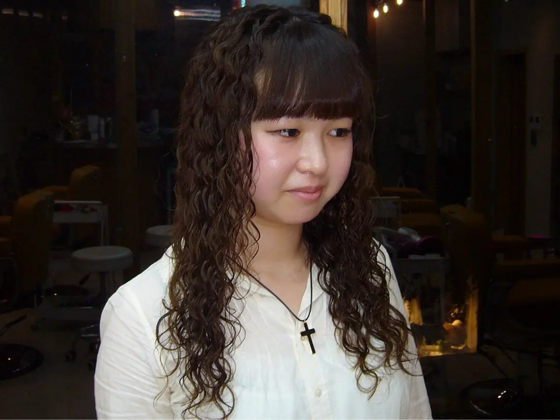 パーマ スパイラルパーマ 本村 結咲のヘアスタイル