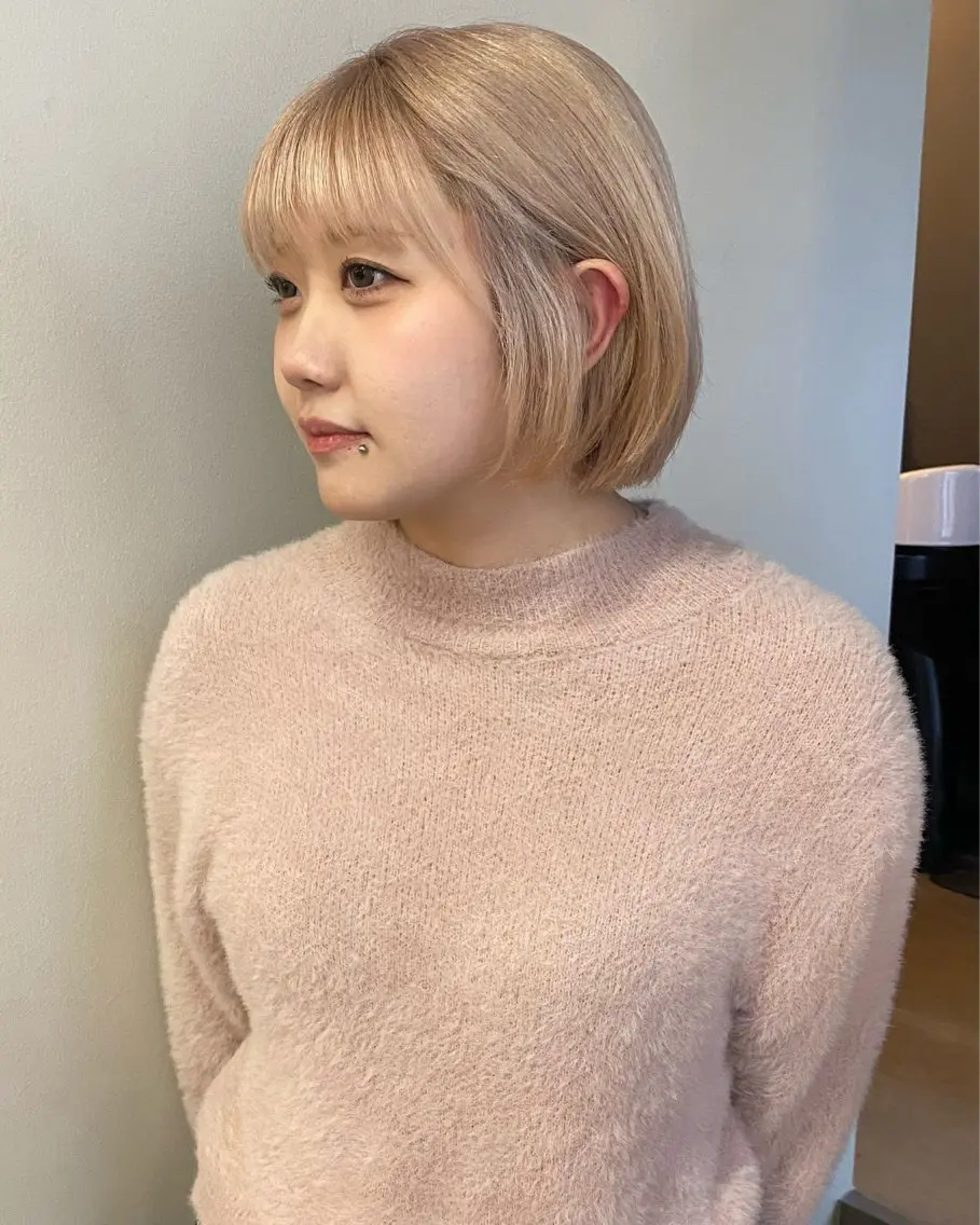 ミディアム カラー ベージュカラー ホワイトベージュ カット ヘアカラー トリートメント NIKO/名古屋/ 髪質改善/艶髪のヘアスタイル
