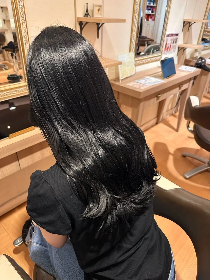 ロング ヘアカラー 【yuni】 コタロウのヘアスタイル