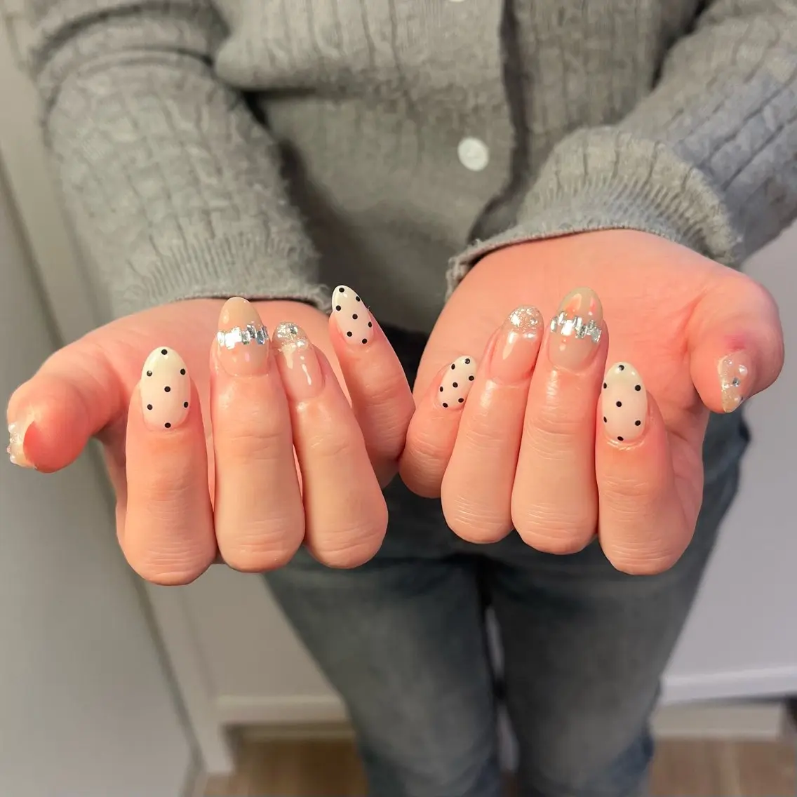 ネイル ハンドネイル フットネイル neroria nailのネイルデザイン