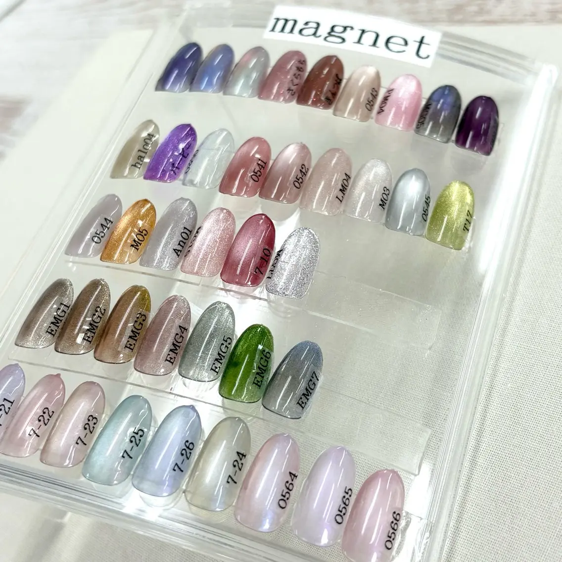 【オフなし💙】ハンド マグネットの写真