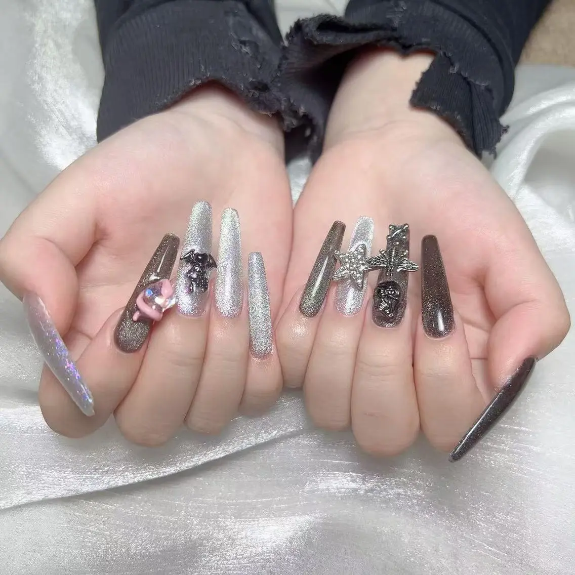 ネイル ハンドネイル NAILサロン 木にいるのネイルデザイン