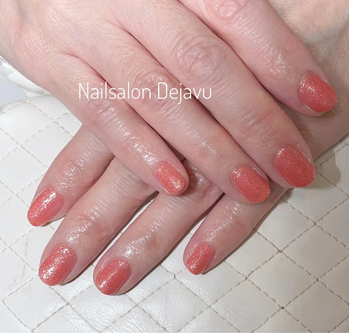 ネイル アートネイル ジェルネイル ラメ(グリッター) ワンカラーネイル オレンジ ハンドネイル Nail salon Dejavu 🌿のネイルデザイン