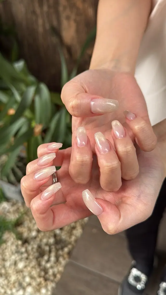 ネイル フラッシュネイル フラッシュマグ フットネイル フレンチネイル 韓国ネイル ハンドネイル SAKU nail 作島茜のネイルデザイン