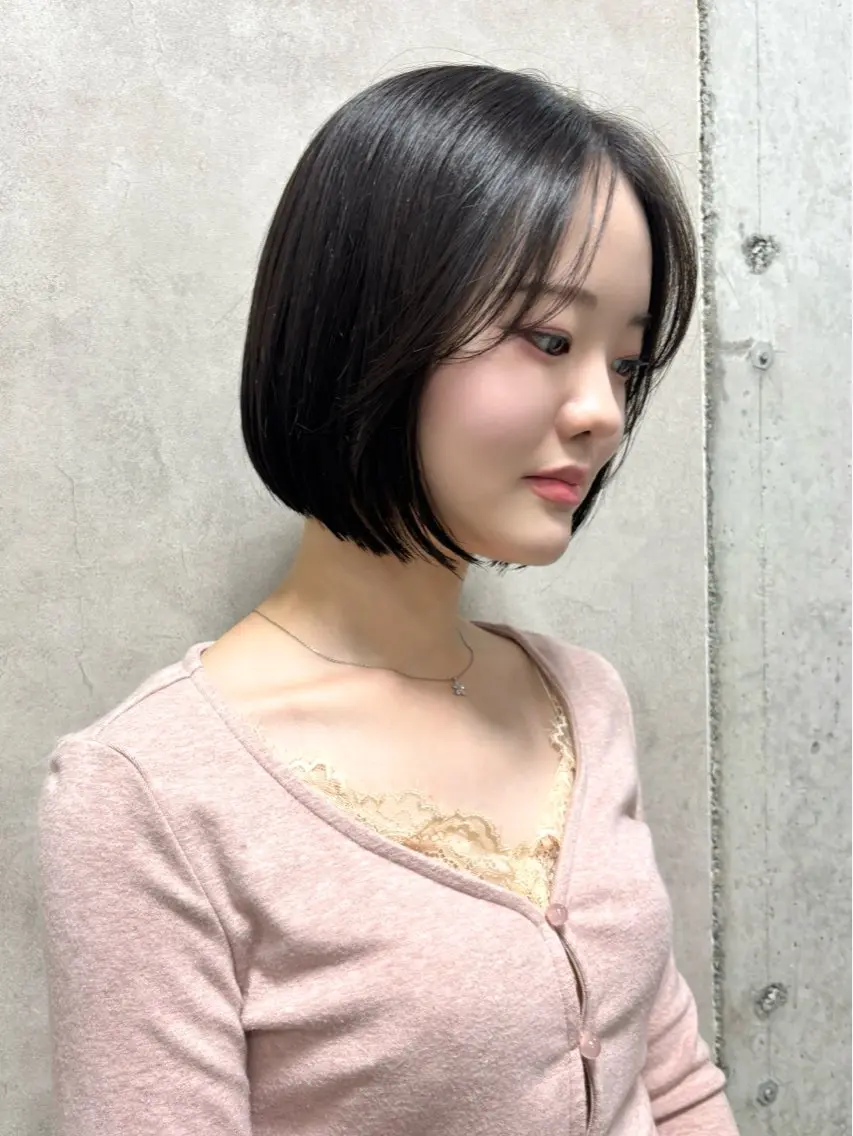 ショート カラー ボブ カット ヘアカラー トリートメント 🖤顔まわり 盛れヘア⟡アズサ🖤のヘアスタイル
