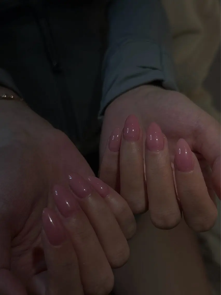 ネイル オーロラネイル チークネイル 長さ出し フレンチネイル ジェルネイル Sun Nail linaのネイルデザイン
