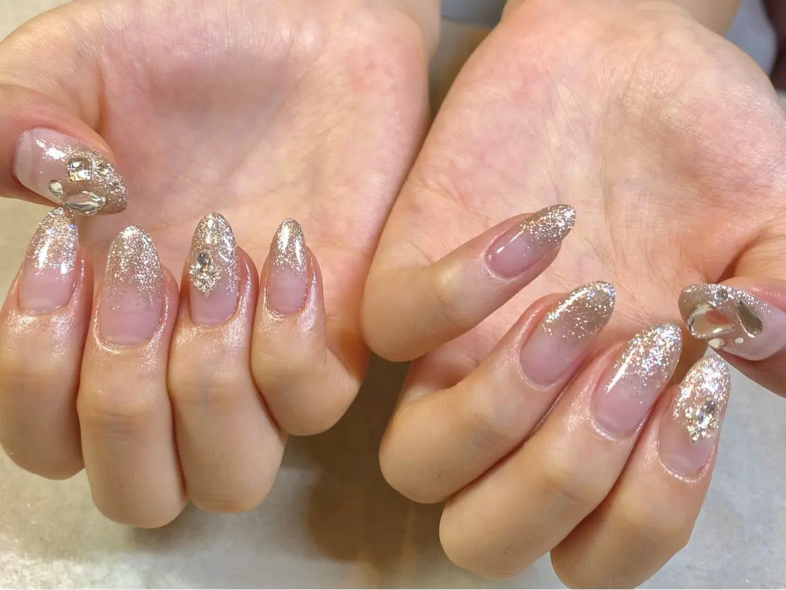 ネイル ラメ(グリッター) ラメグラデーション ハンドネイル Nail R 🌸Nonのネイルデザイン