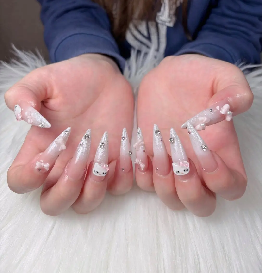 ネイル ハンドネイル Swan Nail Salonのネイルデザイン