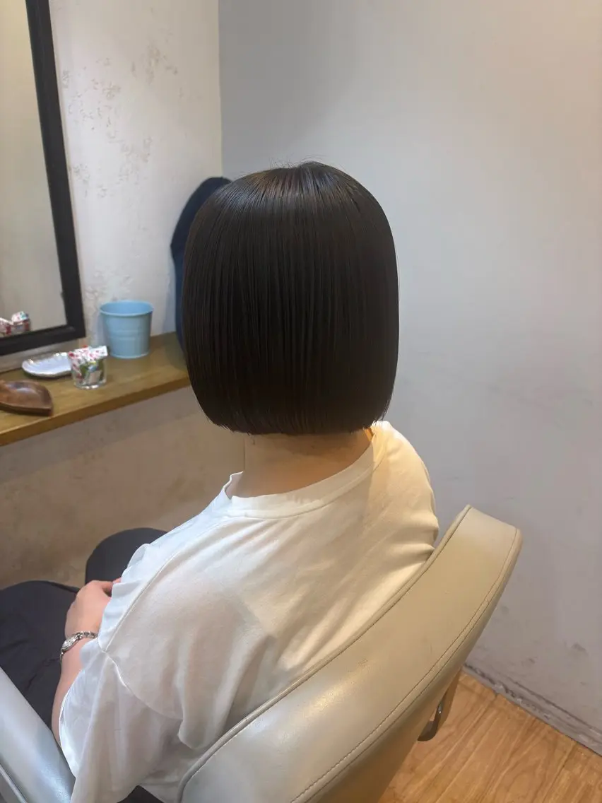ショート カット ヘアカラー 縮毛矯正 トリートメント 韓国ヘアー🇰🇷 MIWAのヘアスタイル