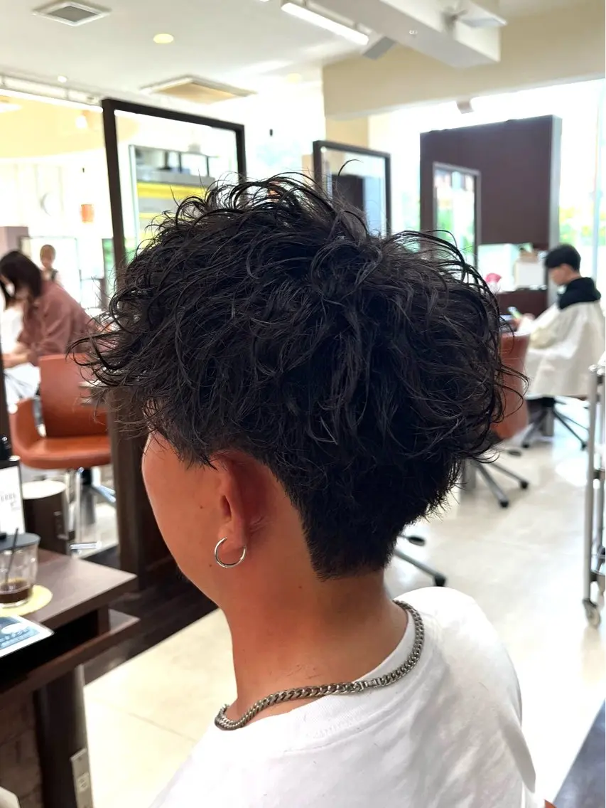 ショート パーマ メンズ メンズパーマ スパイキーショート ショートヘア 🧊メンズ特化🧊 高木航希のヘアスタイル