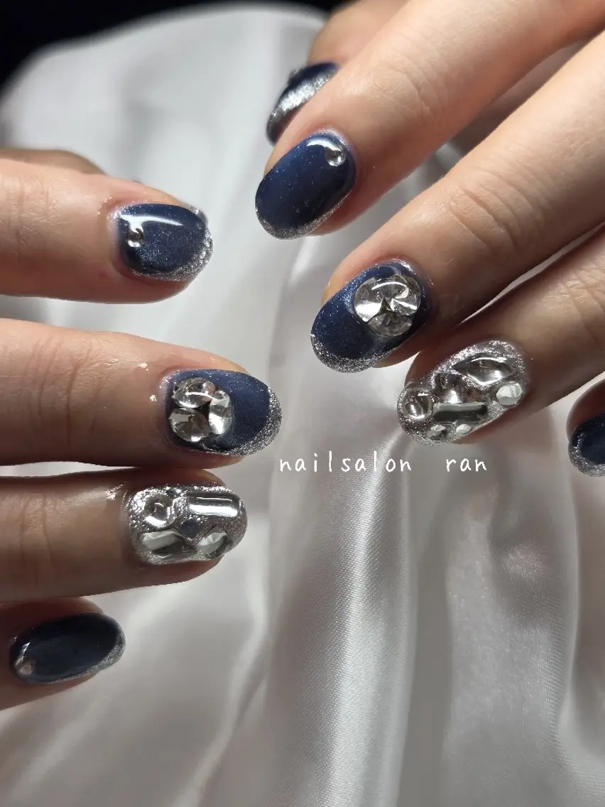 ネイル ネイビー ストーンネイル ハンドネイル ハンドケア nailsalon ranのネイルデザイン