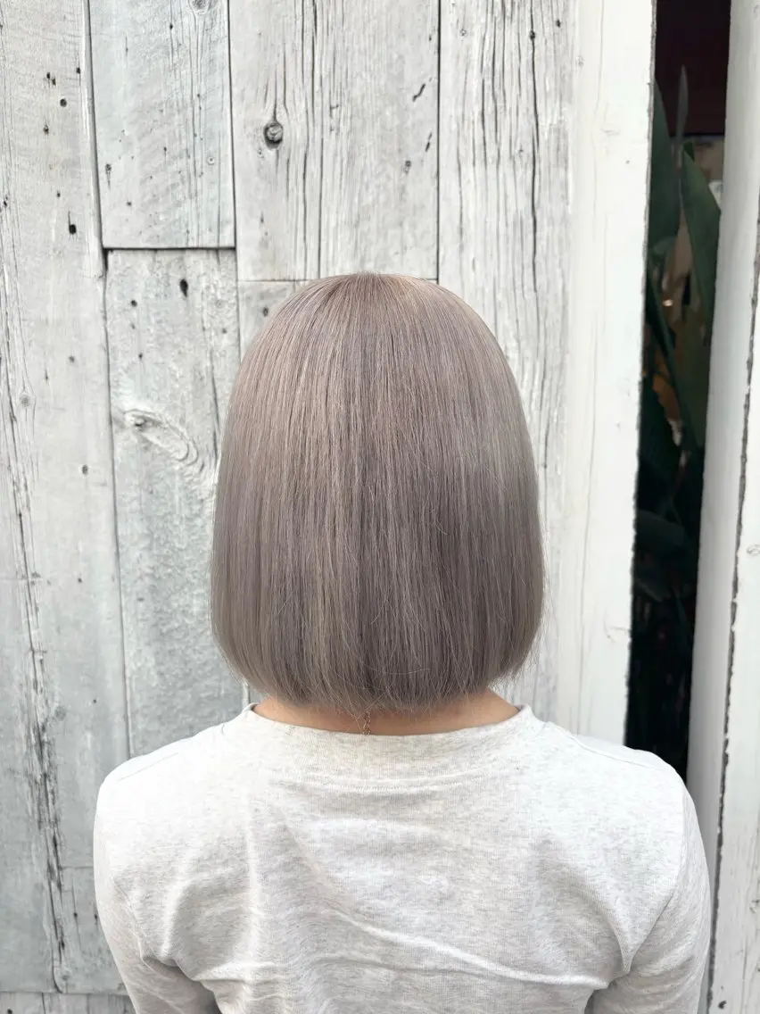 ショート カラー ハイトーン/ブリーチ 🦋デザイン森山陽向のヘアスタイル