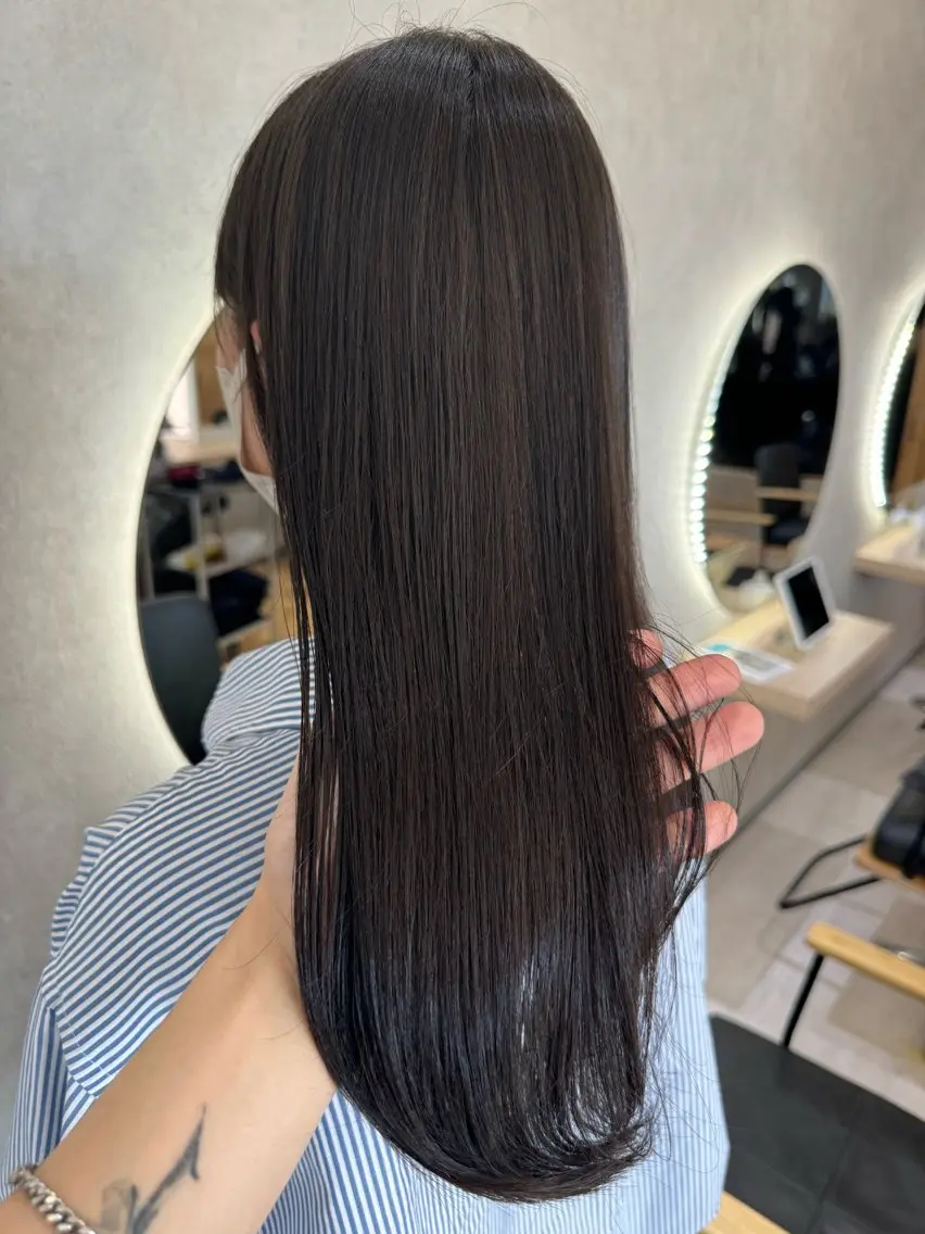 【🤭艶々なストレートヘアを目指す方へ🤭⠀】Premium縮毛矯正&クイックトリートメント🐊の写真