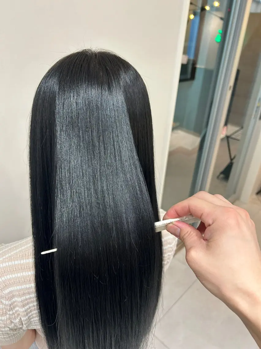 ロング パーマ 髪質改善 ロング トリートメント ストレートパーマ 中川 拓弥のヘアスタイル
