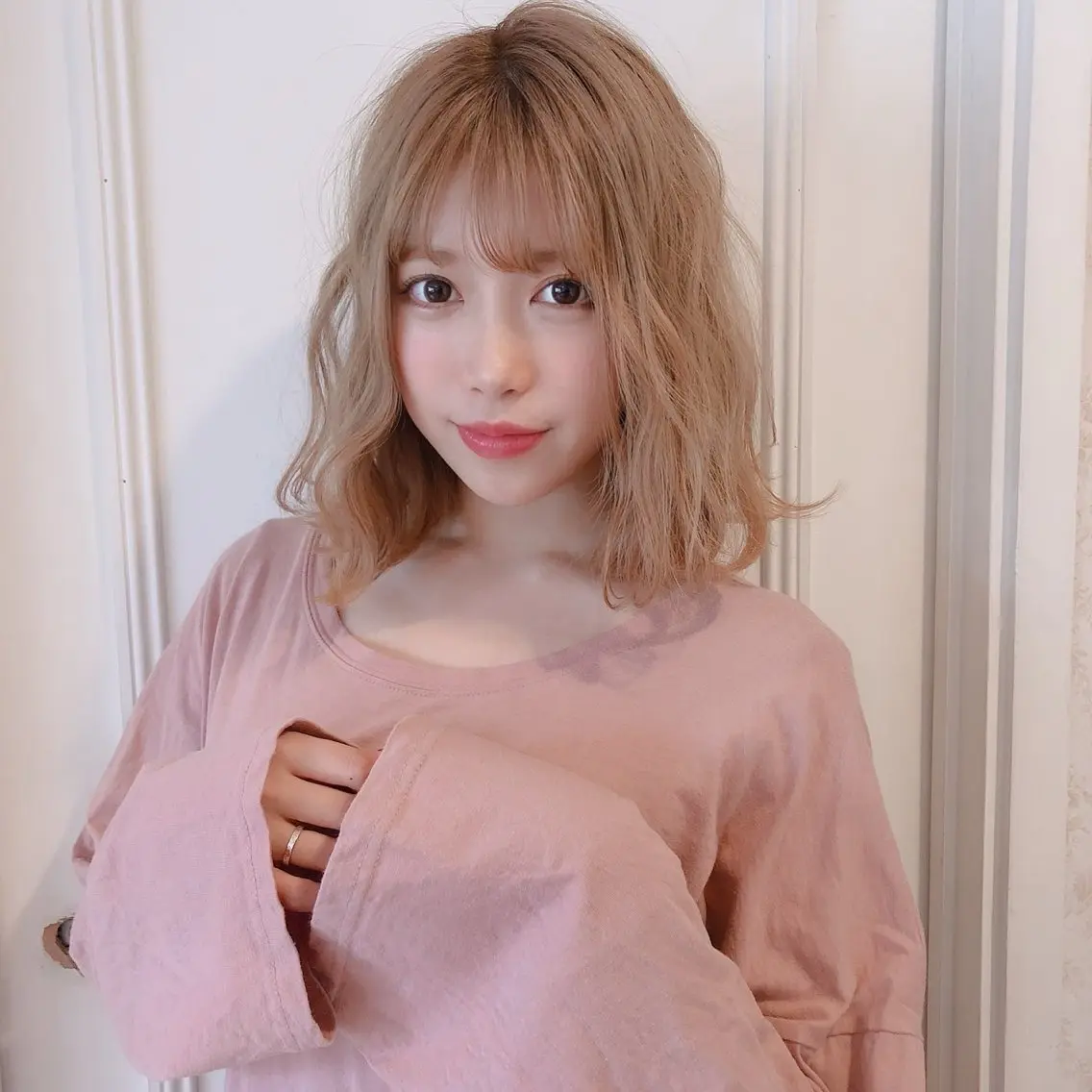 ミディアム カラー 金安 かんたのヘアスタイル
