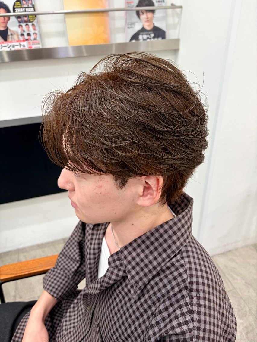 パーマ メンズ センターパート フェザーパーマ メンズパーマ 縮毛矯正 ニュアンスパーマ カット パーマ 静岡 / 毛流れ特化 /メンズヘア/真大のヘアスタイル