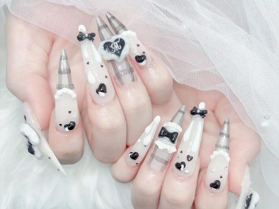 ネイル 成人式 マグネットネイル 大理石ネイル(マーブル) リボン 夏ネイル ハンドネイル MoMoA Nail ネイル長さ出し専門店のネイルデザイン