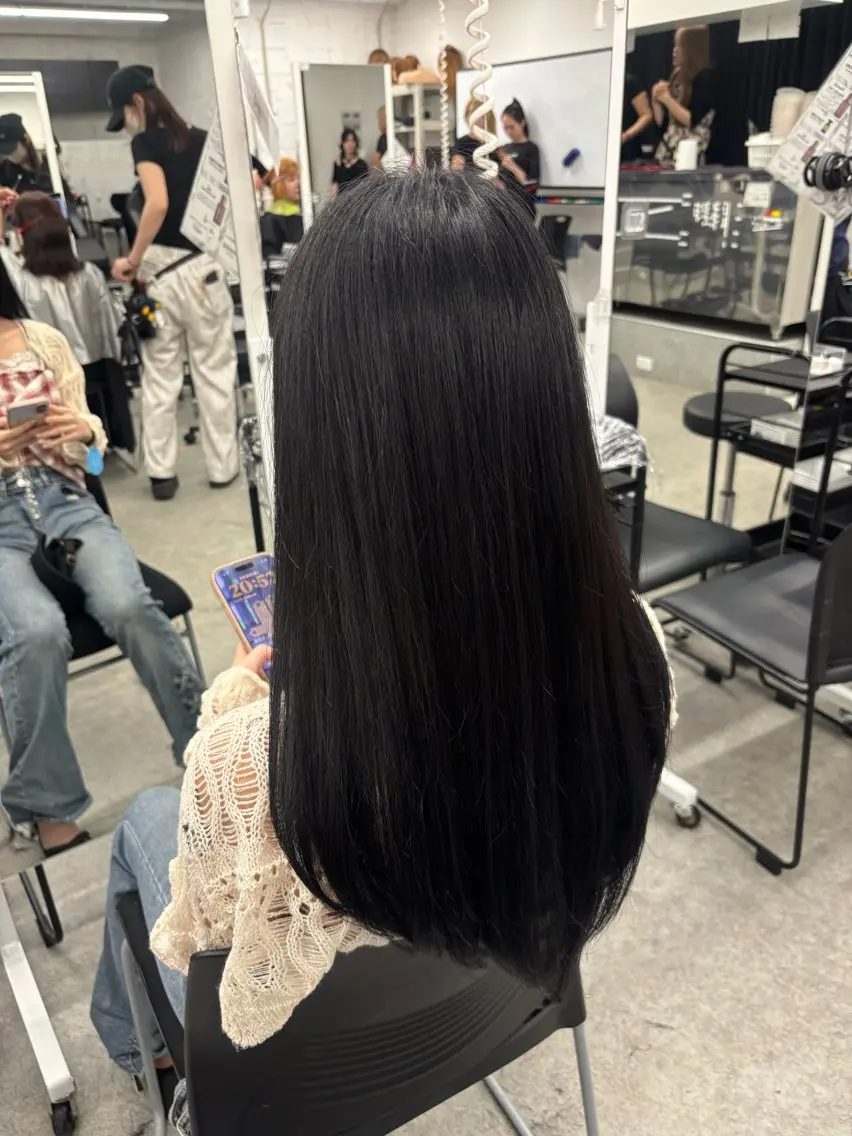 ロング ヘアカラー トリートメント 縮毛矯正/ブリーチな しラベンダー/心優のヘアスタイル