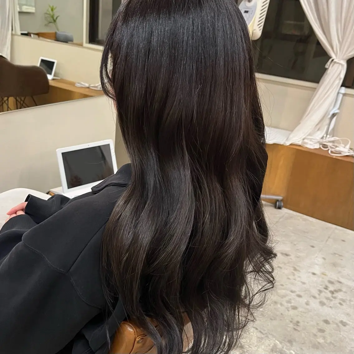 ロング カラー ヘアカラー トリートメント 🌼花屋併設🌼 木下奈々望のヘアスタイル