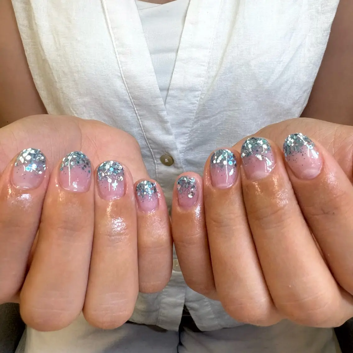 ネイル グラデーション ラメ(グリッター) ラメグラデーション tsukiho ⊹nail𓂃☽･:のネイルデザイン