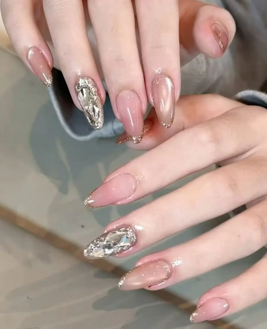 ネイル オーロラネイル フラワーネイル フットネイル フレンチネイル ジェルネイル ハンドネイル BabyYouMi nailのネイルデザイン