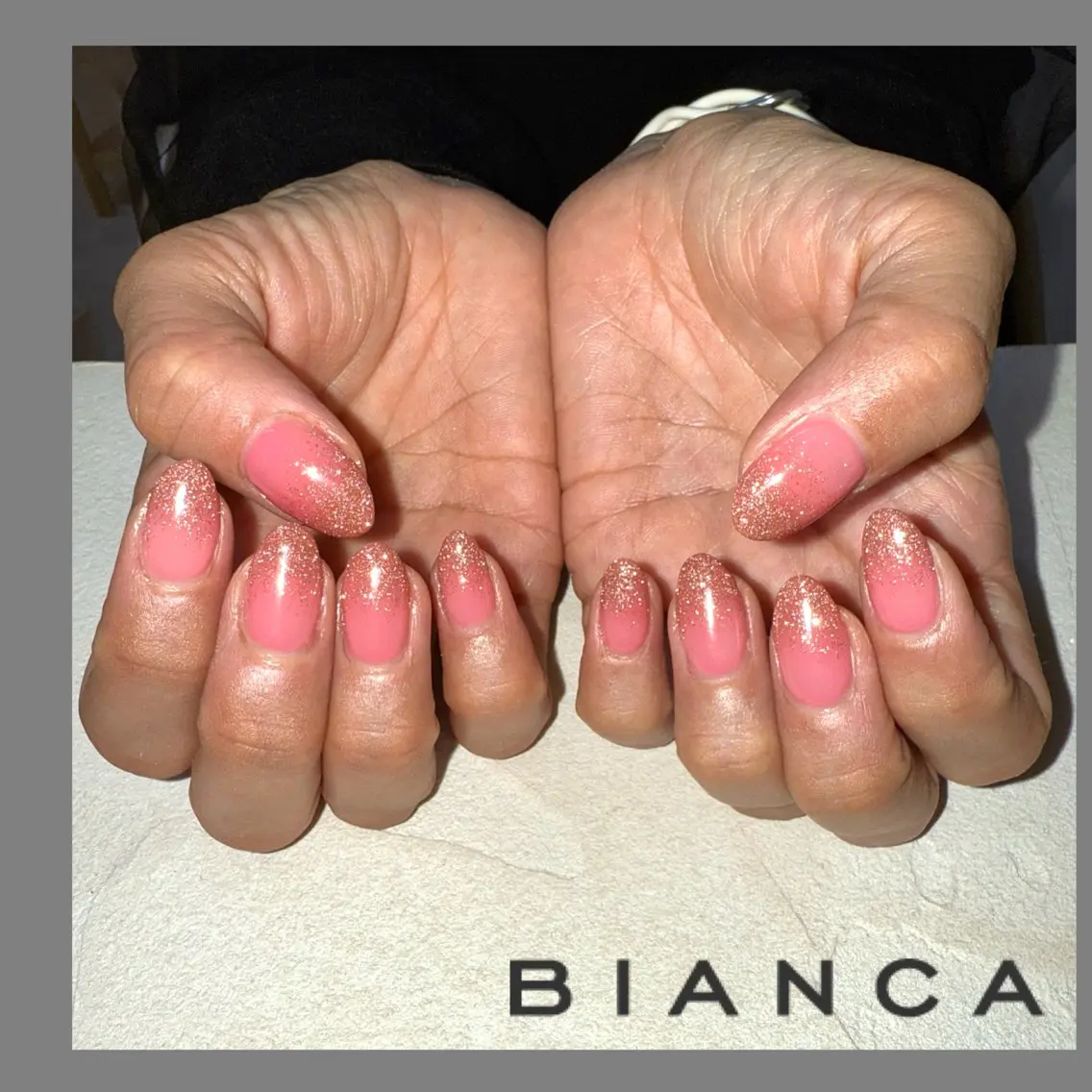 ネイル フラッシュネイル キラキラネイル ラメ(グリッター) ラメグラデーション ワンカラーネイル ハンドネイル Bianca TORII🌞のネイルデザイン