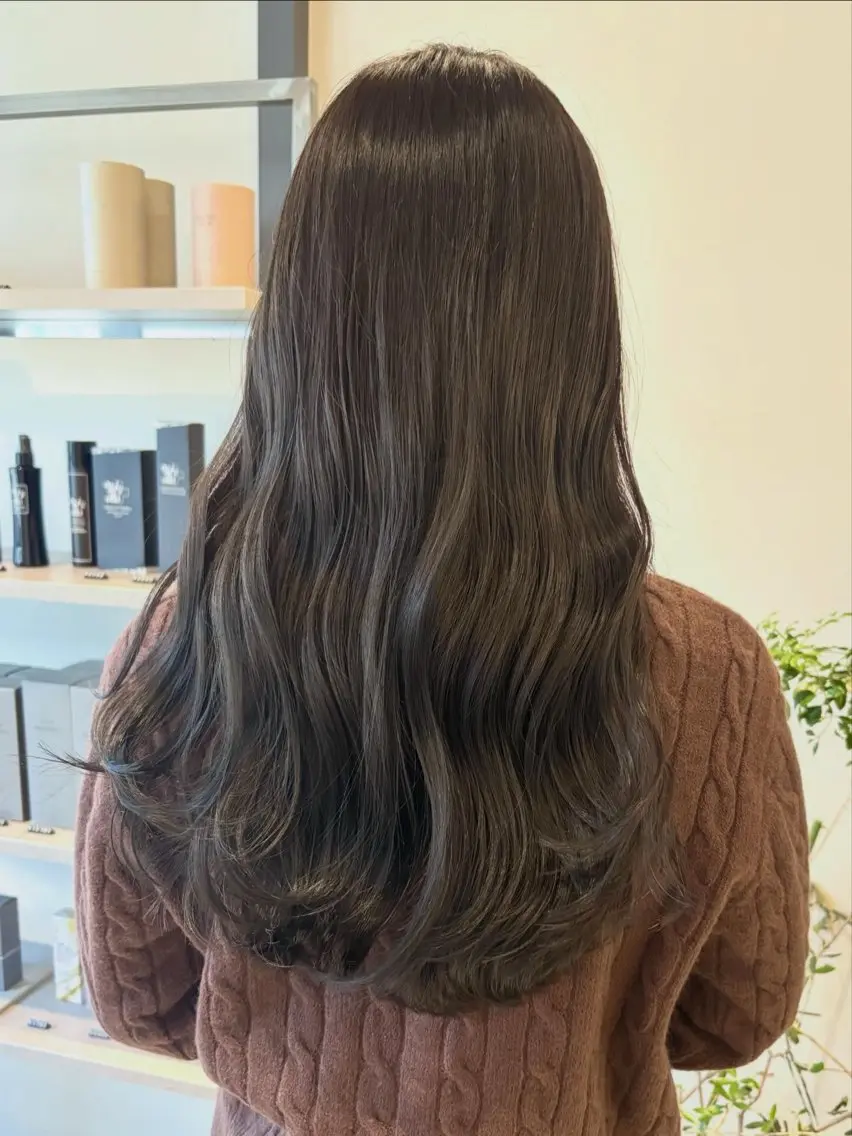 セミロング カラー アッシュ アッシュブラウン ブラウンカラー カット ヘアカラー 透明感カラー/ レイヤーkotonoのヘアスタイル